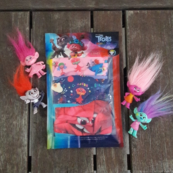 5 Girl's Face Masks: 3 TROLLS & 2 Cat & Jack - Picture 2 of 7